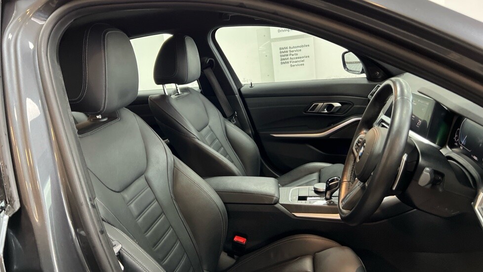Used BMW 3 Series 2021 for sale - 76289983: Photo 11