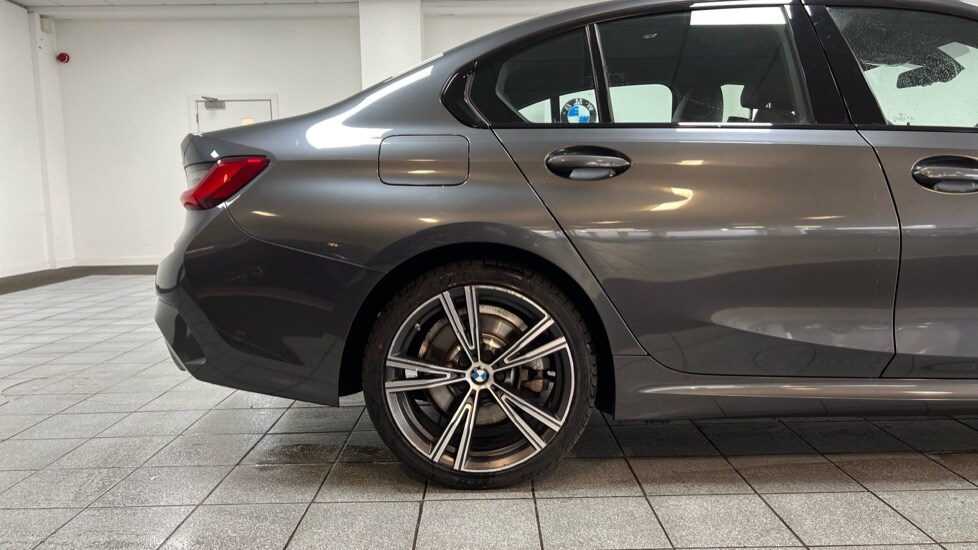 Used BMW 3 Series 2021 for sale - 76289983: Photo 27