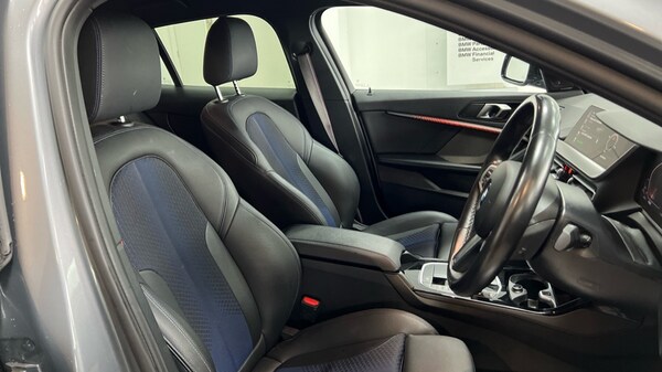 Used BMW 1 Series 2024 for sale - 76208718: Photo 11