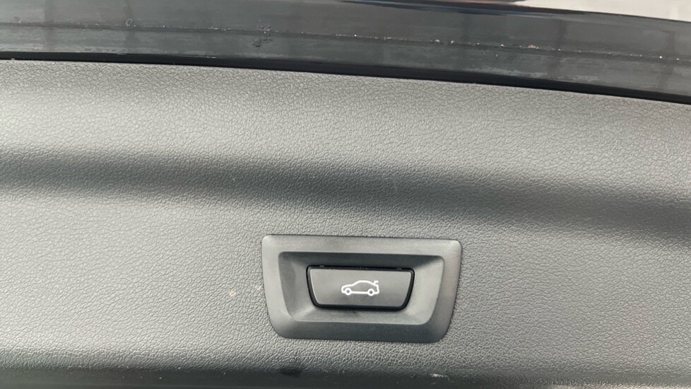 Used BMW iX1 2023 for sale - 76086596: Photo 33