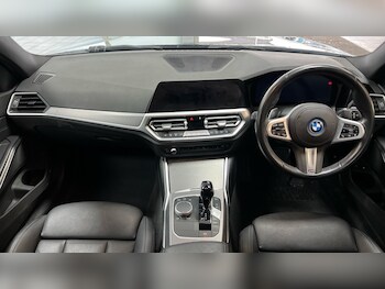 Used BMW 3 Series 2021 for sale - 76927817: Photo