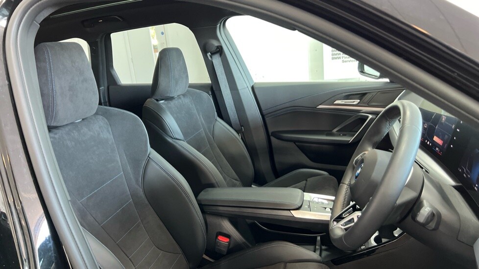 Used BMW iX1 2025 for sale - 75929859: Photo 11