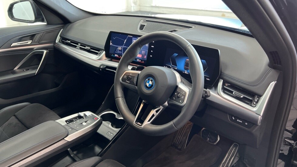 Used BMW iX1 2025 for sale - 75929859: Photo 6