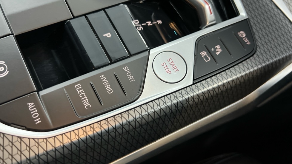 Used BMW 3 Series 2022 for sale - 76921931: Photo 19