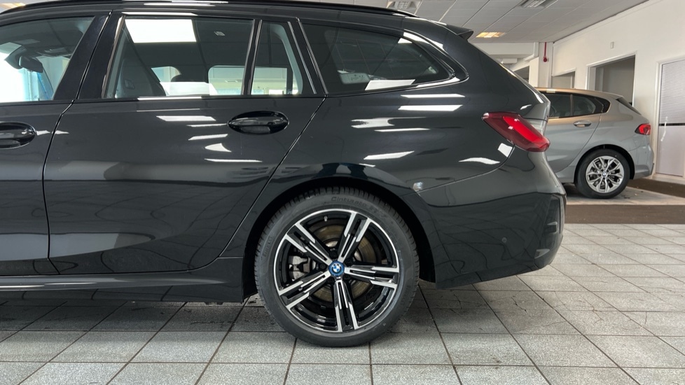 Used BMW 3 Series 2022 for sale - 76921931: Photo 26