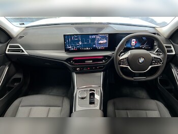 Used BMW 3 Series 2025 for sale - 76661010: Photo