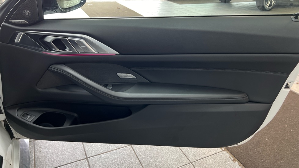 Used BMW M4 2023 for sale - 76145864: Photo 32