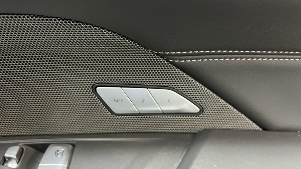 Used BMW M4 2022 for sale - 76350798: Photo 34