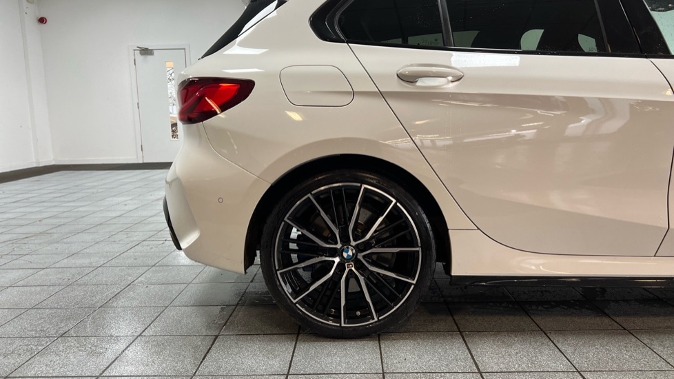 Used BMW 1 Series 2022 for sale - 77067909: Photo 27