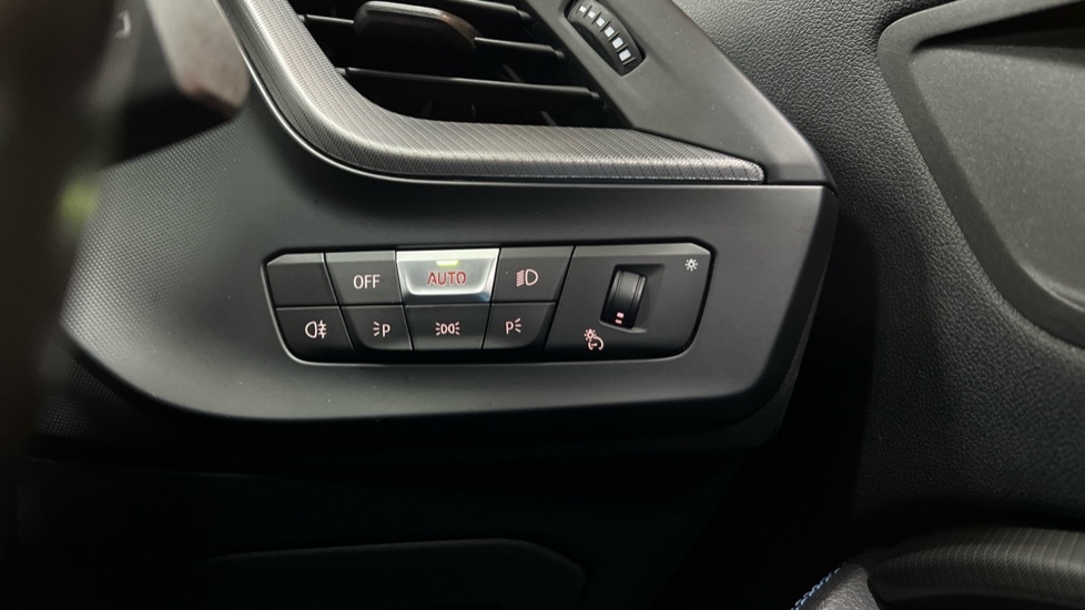 Used BMW 1 Series 2022 for sale - 77067909: Photo 38