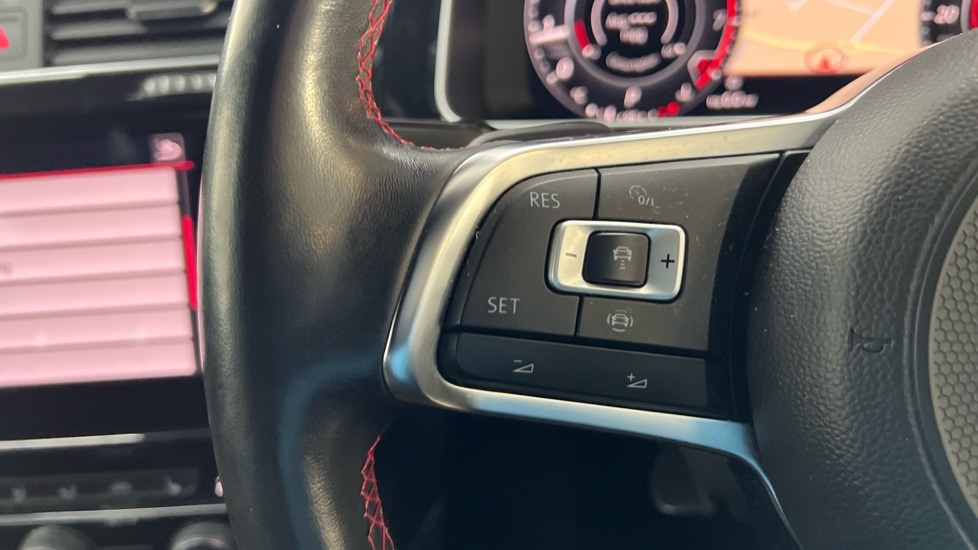 Used Volkswagen Golf 2018 for sale - 76766268: Photo 22