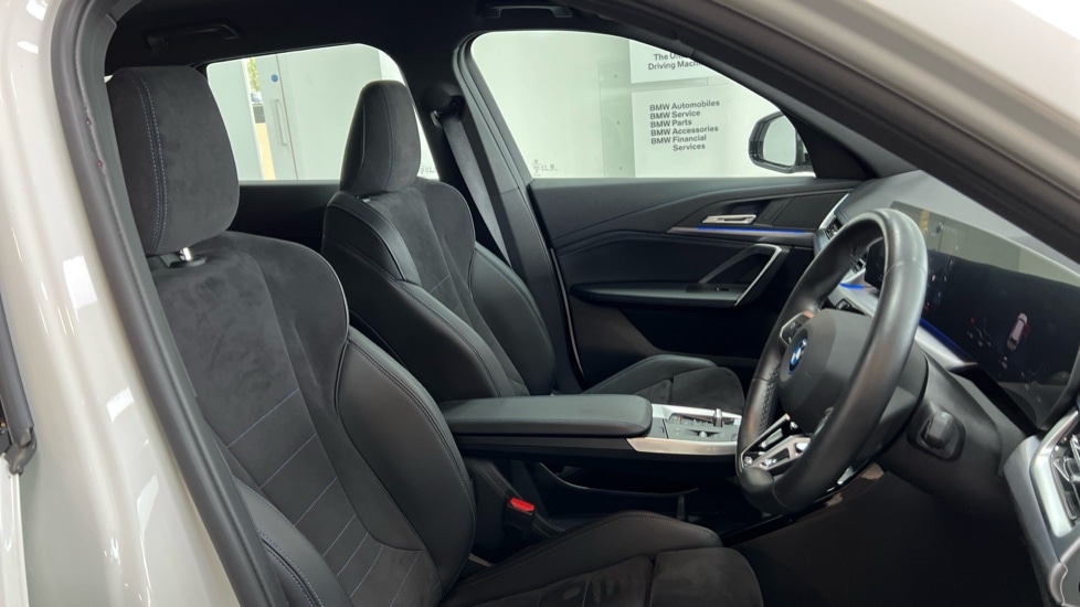 Used BMW iX1 2023 for sale - 76393695: Photo 11