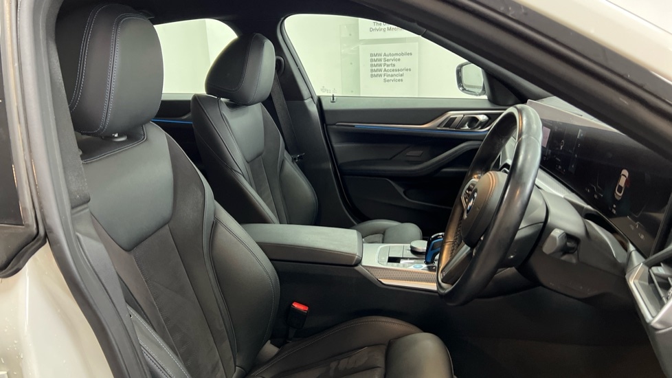 Used BMW i4 2022 for sale - 76441948: Photo 11