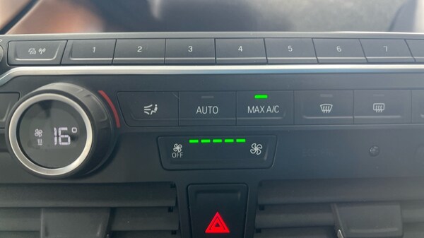 Used BMW i3 2022 for sale - 75394309: Photo 36