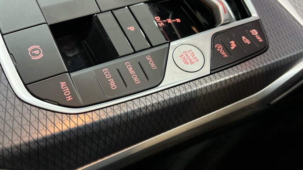 Used BMW 3 Series 2024 for sale - 76731579: Photo 19