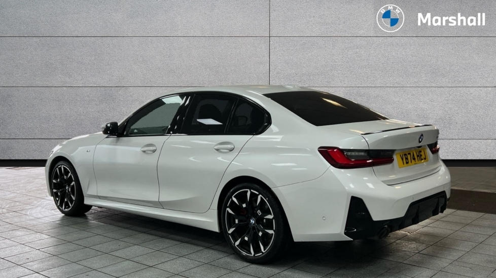 Used BMW 3 Series 2024 for sale - 76731579: Photo 2