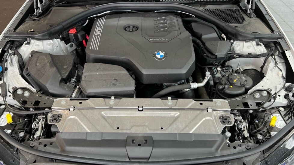 Used BMW 3 Series 2024 for sale - 76731579: Photo 21