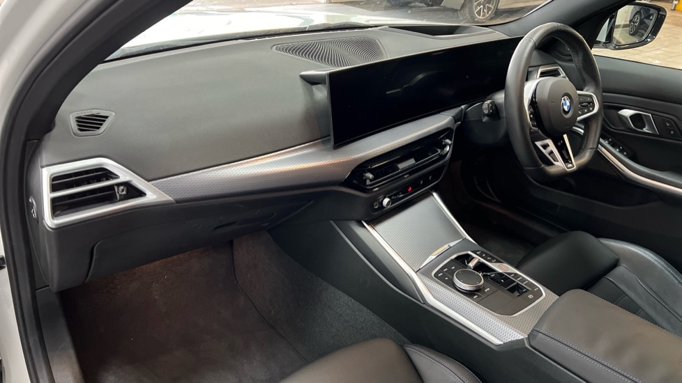 Used BMW 3 Series 2024 for sale - 76731579: Photo 7