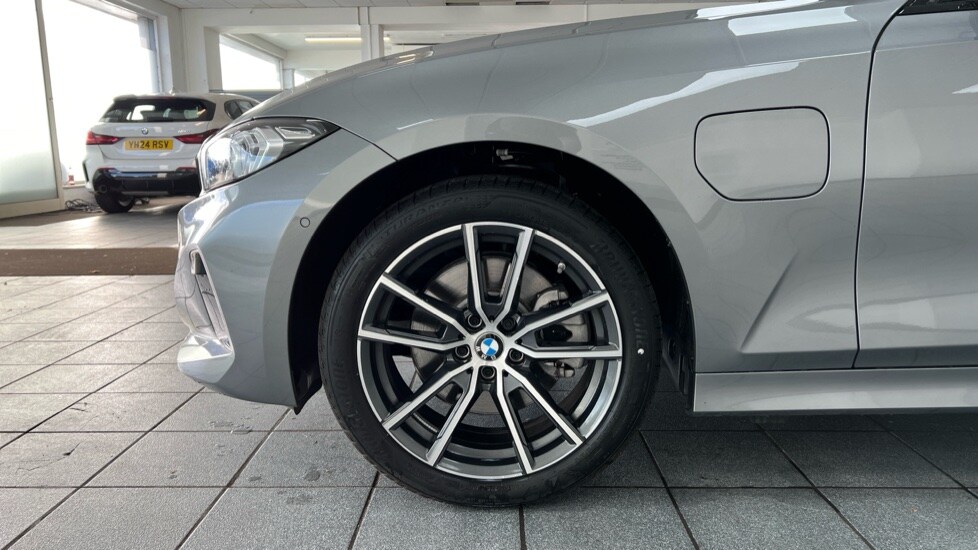 Used BMW 3 Series 2025 for sale - 75943454: Photo 25