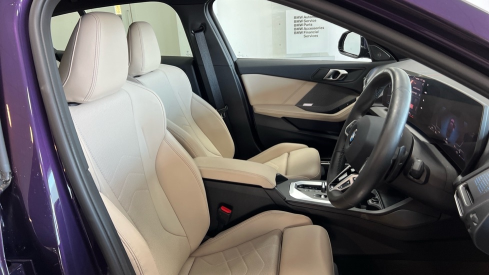 Used BMW 1 Series 2024 for sale - 76552487: Photo 11