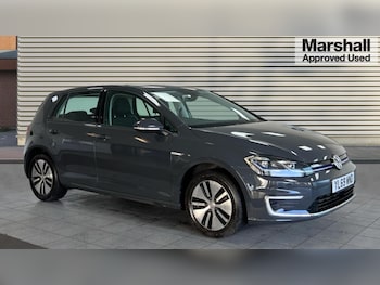 Volkswagen - Golf