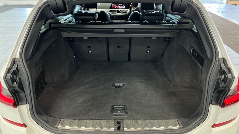 Used BMW 3 Series 2021 for sale - 76350775: Photo 13