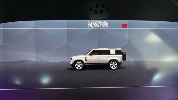Used Land Rover Defender 2021 for sale - 76086683: Photo 13