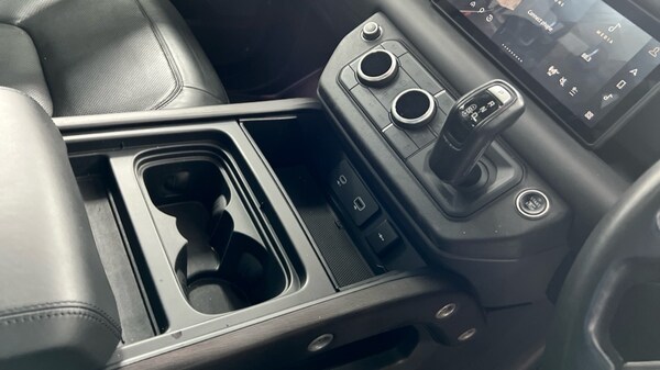 Used Land Rover Defender 2021 for sale - 76086683: Photo 25