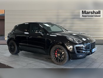 Used Porsche Macan 2018 for sale - 76780345: Photo