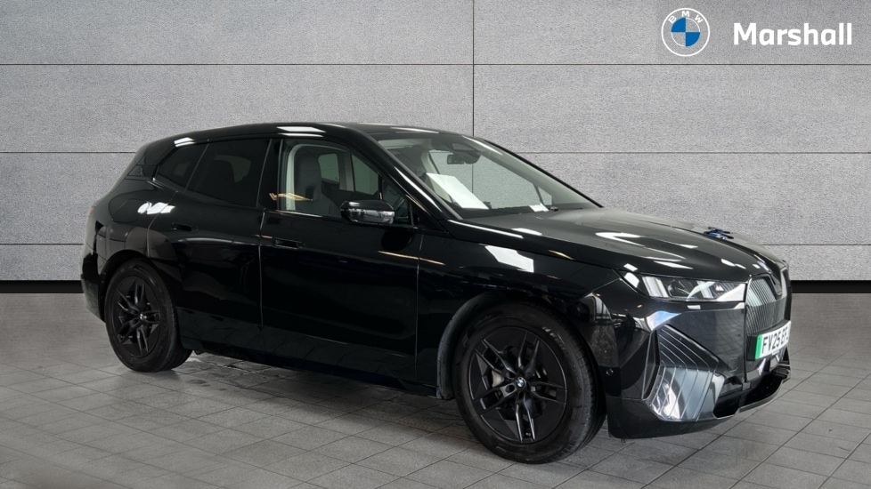 Used BMW iX 2025 for sale - 76312352: Photo 1