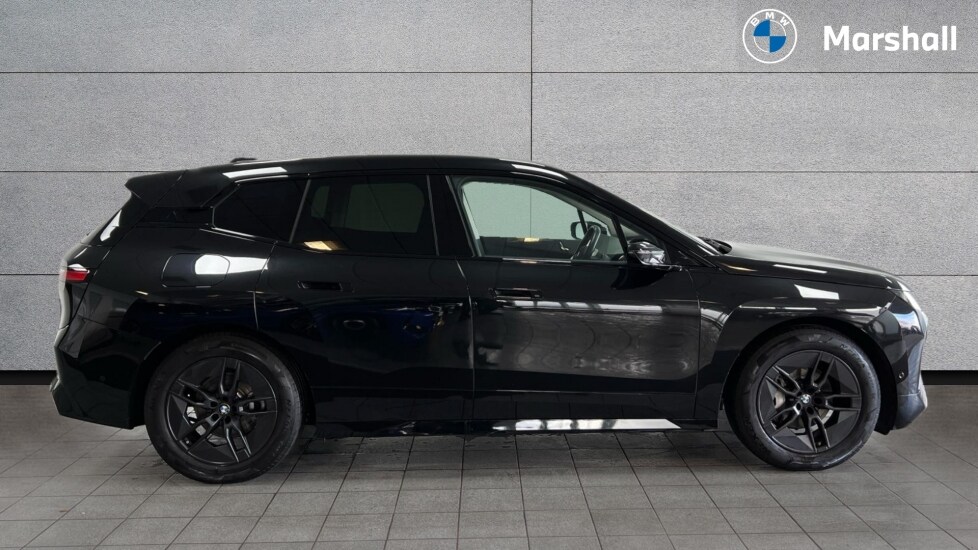 Used BMW iX 2025 for sale - 76312352: Photo 3
