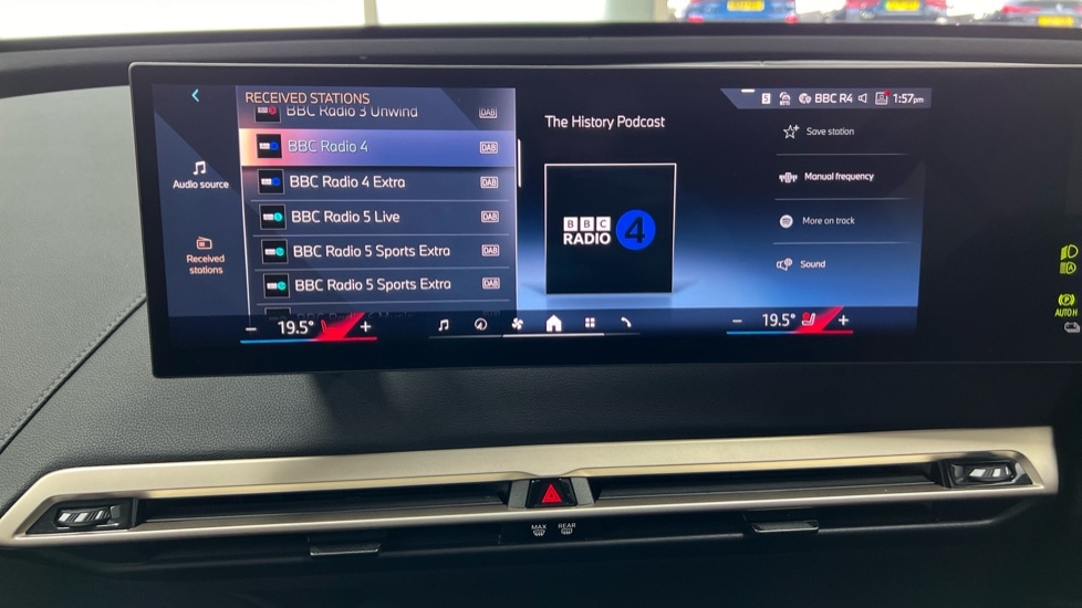 Used BMW iX 2025 for sale - 76312352: Photo 44