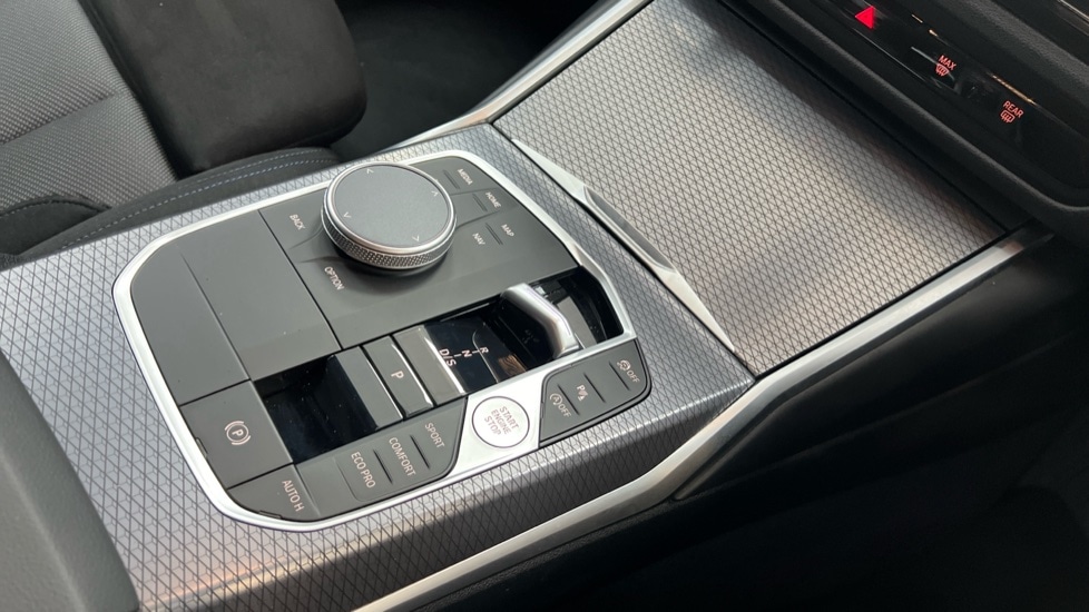 Used BMW 3 Series 2025 for sale - 76154758: Photo 10