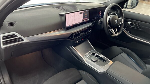 Used BMW 3 Series 2025 for sale - 76154758: Photo 7