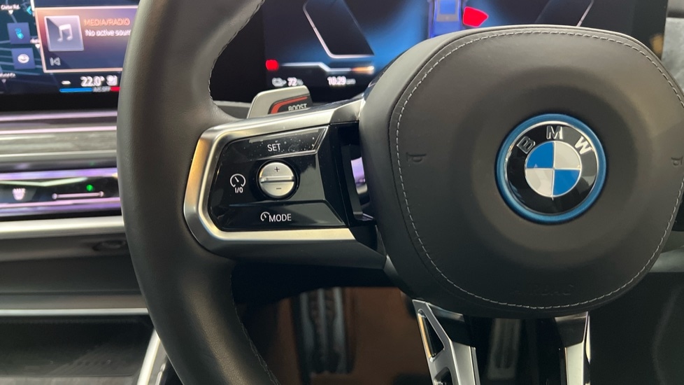 Used BMW i7 2023 for sale - 76393624: Photo 17