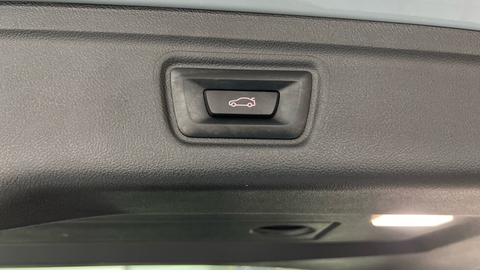 Used BMW 3 Series 2025 for sale - 76552433: Photo 33