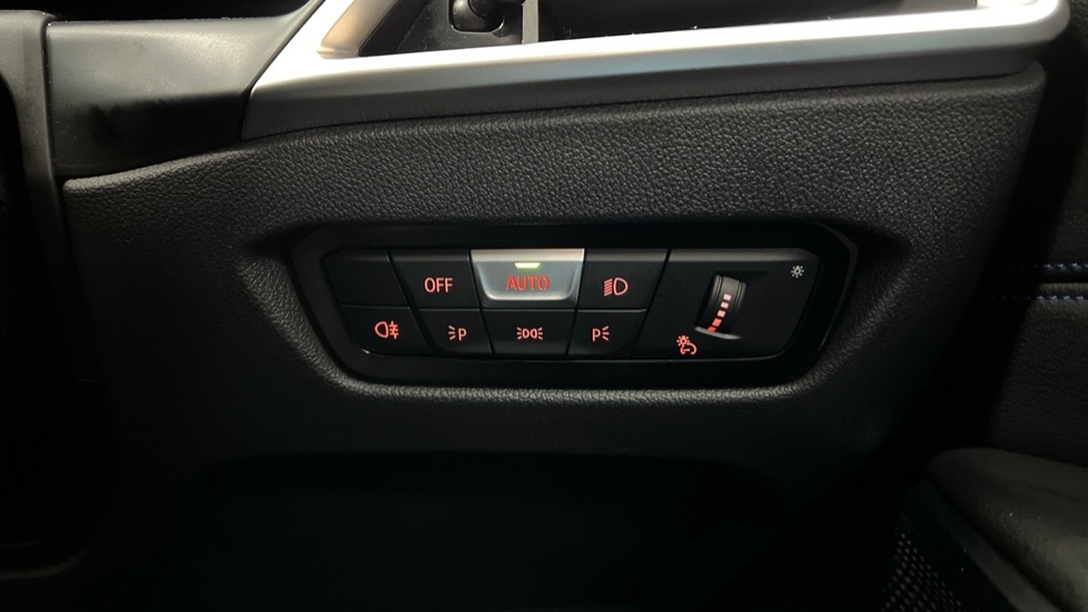 Used BMW 3 Series 2025 for sale - 76552433: Photo 38