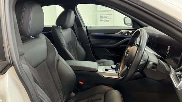 Used BMW i4 2022 for sale - 76183827: Photo 11