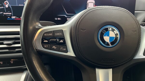 Used BMW i4 2022 for sale - 76183827: Photo 17