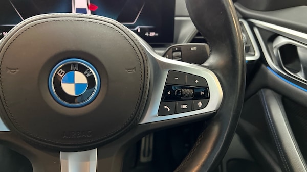 Used BMW i4 2022 for sale - 76183827: Photo 18