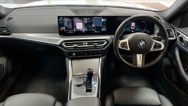 Used BMW i4 2022 for sale - 76183827: Photo 4