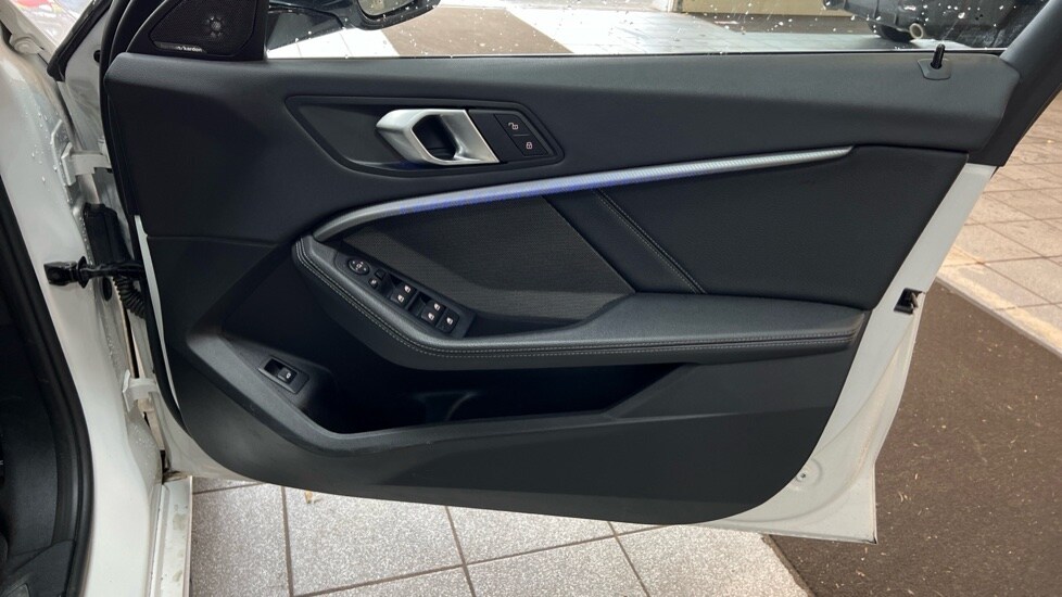 Used BMW 1 Series 2023 for sale - 76557013: Photo 30