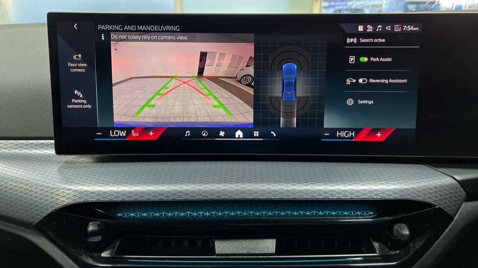 Used BMW 3 Series 2025 for sale - 76635703: Photo 28