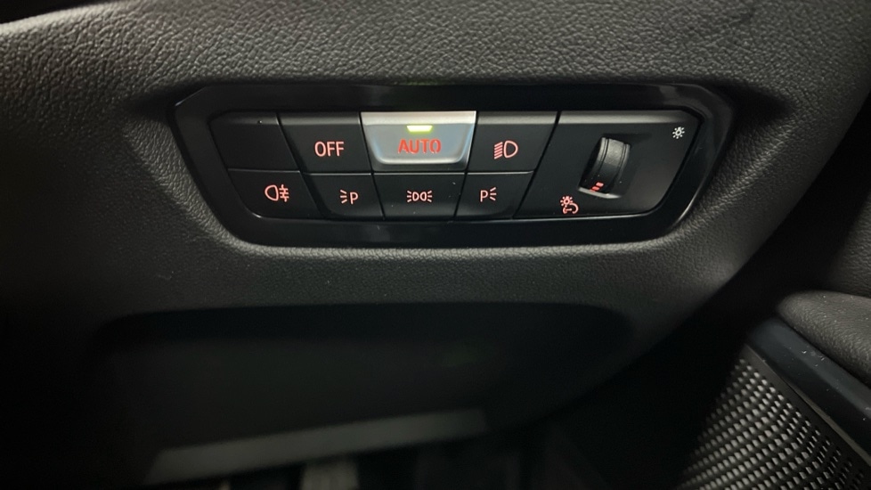 Used BMW 3 Series 2025 for sale - 76635703: Photo 35