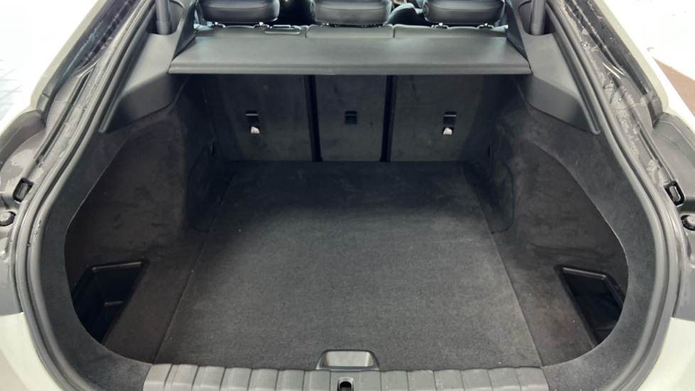 Used BMW i4 2022 for sale - 76393550: Photo 13