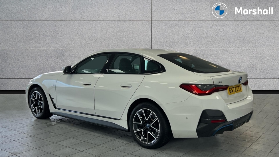 Used BMW i4 2022 for sale - 76393550: Photo 2