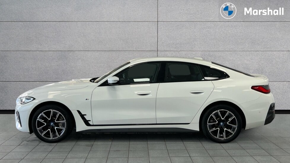 Used BMW i4 2022 for sale - 76393550: Photo 24