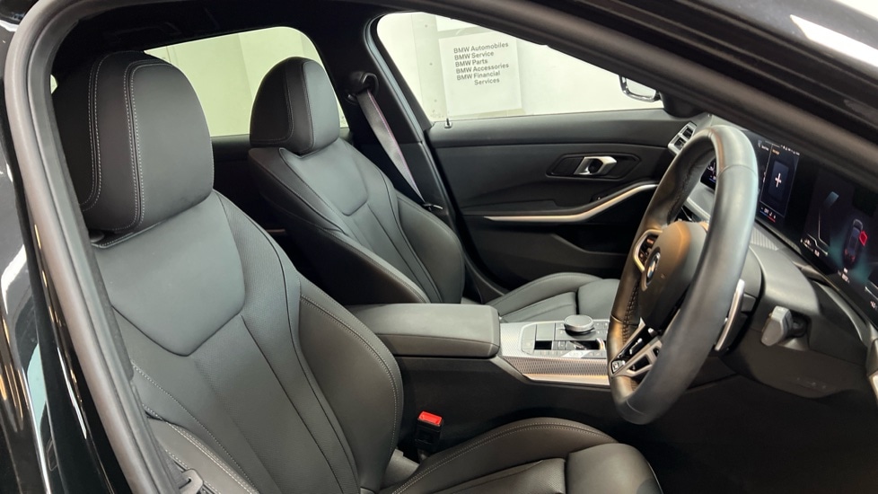 Used BMW 3 Series 2025 for sale - 76731517: Photo 11