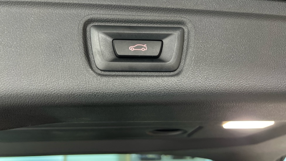 Used BMW 3 Series 2025 for sale - 76731517: Photo 31