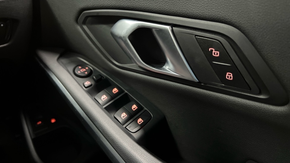 Used BMW 3 Series 2025 for sale - 76731517: Photo 37